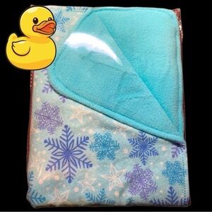 𝅺cozy soft Handmade👶🏼BRAND NEW❄️Beautiful warm crib blanket💙